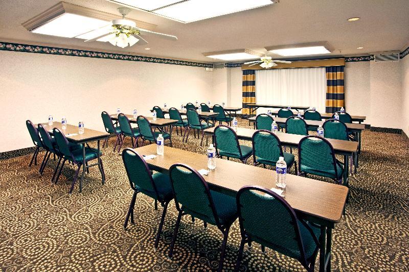 Holiday Inn Express & Suites Milton East I-10 By Ihg Eksteriør bilde