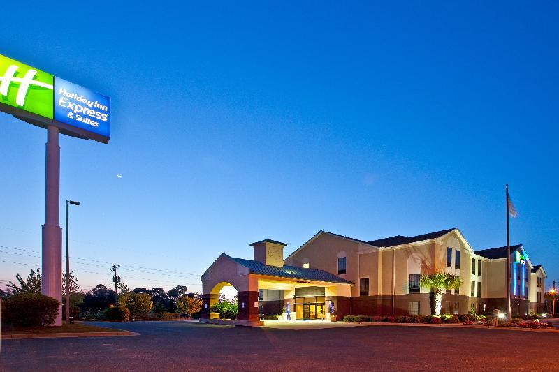 Holiday Inn Express & Suites Milton East I-10 By Ihg Eksteriør bilde